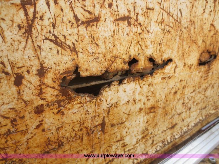 image for item F6859 1992 Ford F250 pickup truck