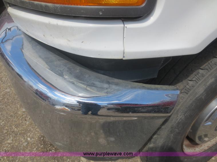 image for item F6859 1992 Ford F250 pickup truck