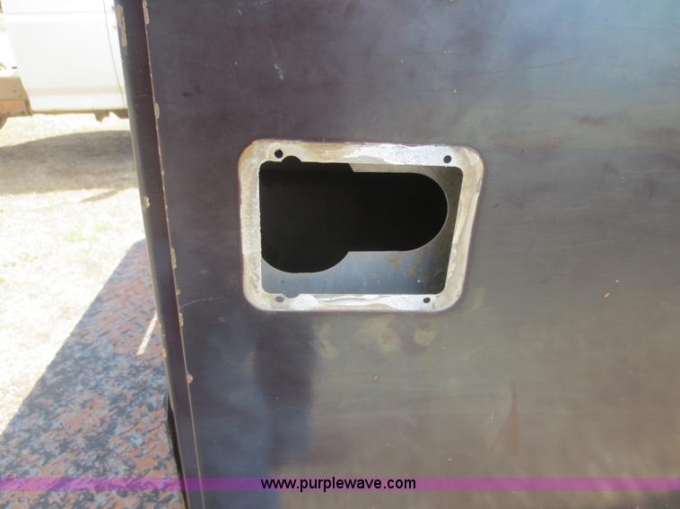 image for item F6860 1993 Ford F250 XL Utility bed truck