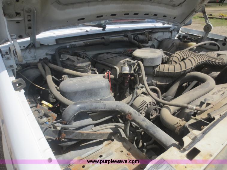 image for item F6861 1997 Ford F250 cab and chassis truck