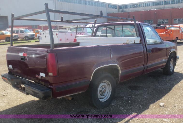 image for item F6862 1993 GMC 1500 SL pickup truck