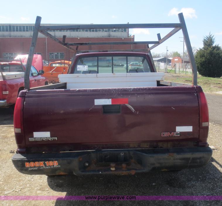 image for item F6862 1993 GMC 1500 SL pickup truck