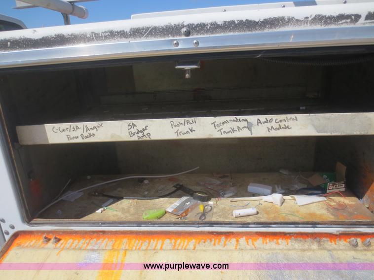 image for item F6863 1996 Ford F250 XL pickup truck