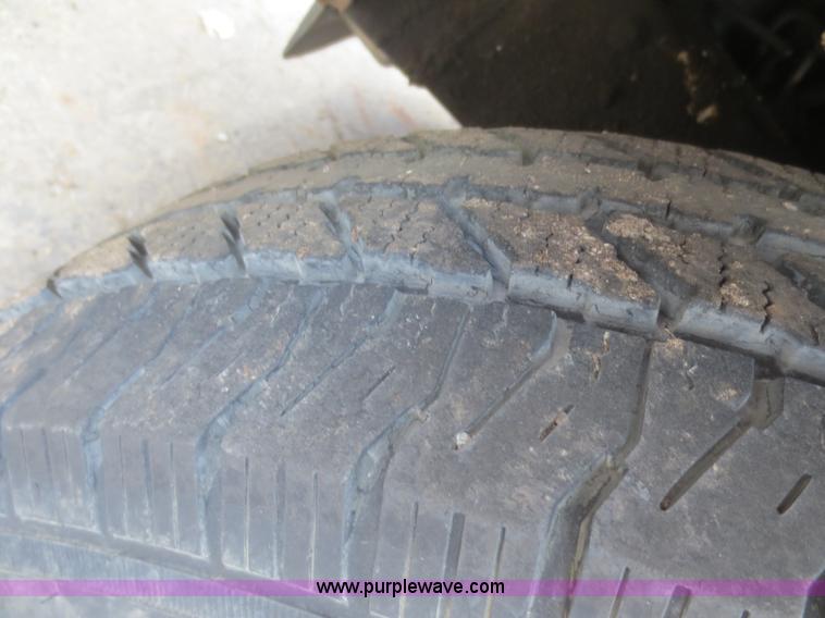 image for item F6864 1996 Ford F250 XL pickup truck