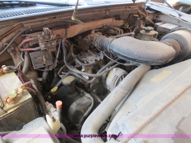 image for item F6865 1998 Ford F150 pickup truck