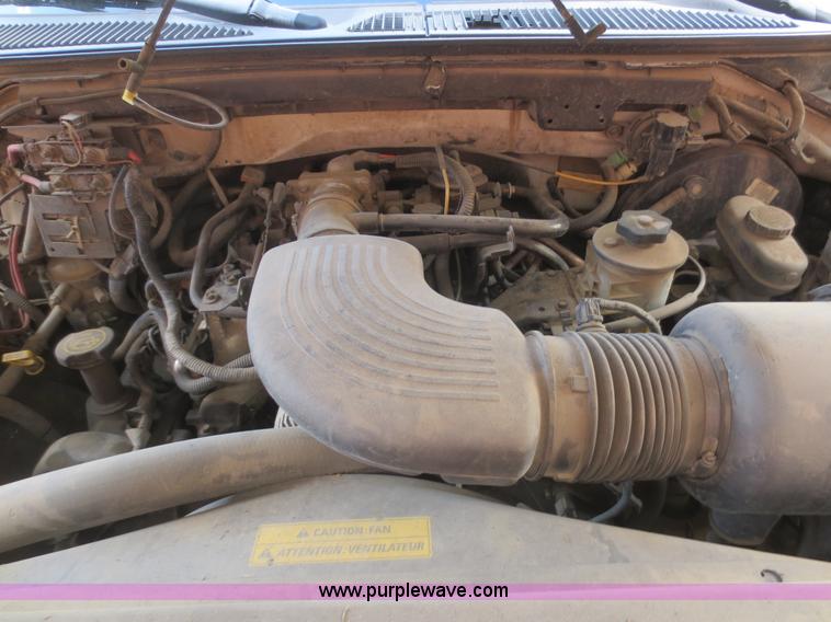 image for item F6865 1998 Ford F150 pickup truck