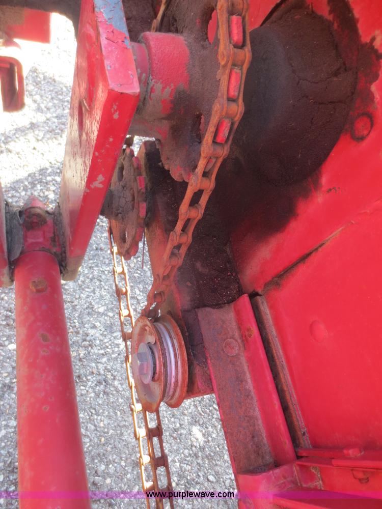 image for item F6868 Mccormick International 46 small square baler