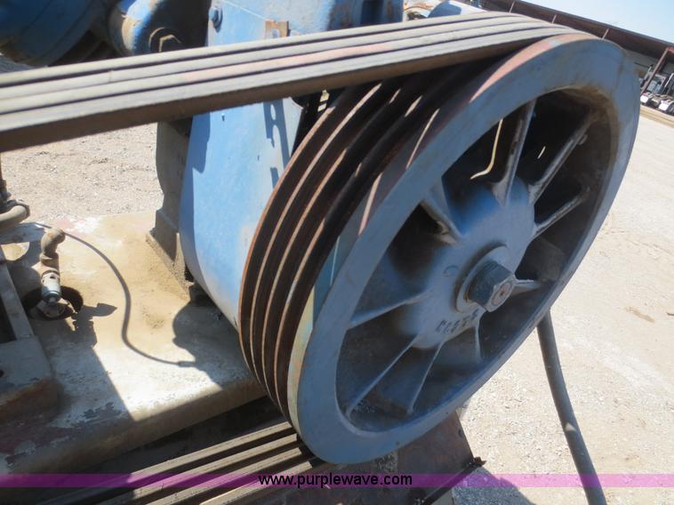 image for item F6875 Ingersoll Rand 10T3NL air compressor