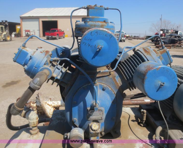 image for item F6875 Ingersoll Rand 10T3NL air compressor
