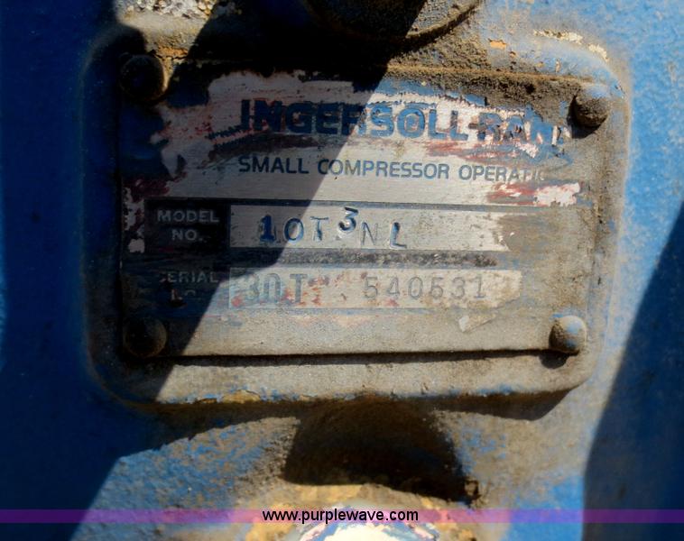 image for item F6875 Ingersoll Rand 10T3NL air compressor