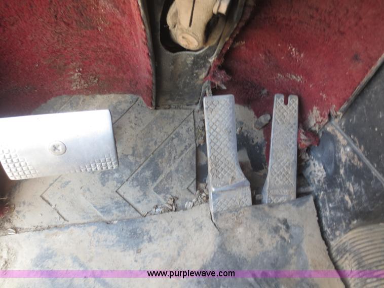 image for item F6879 1986 Freightliner FLC-64T dump truck