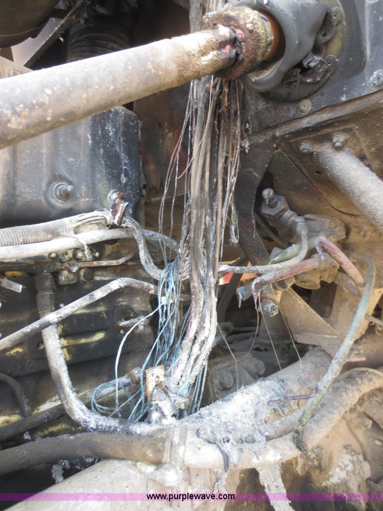 image for item F6879 1986 Freightliner FLC-64T dump truck