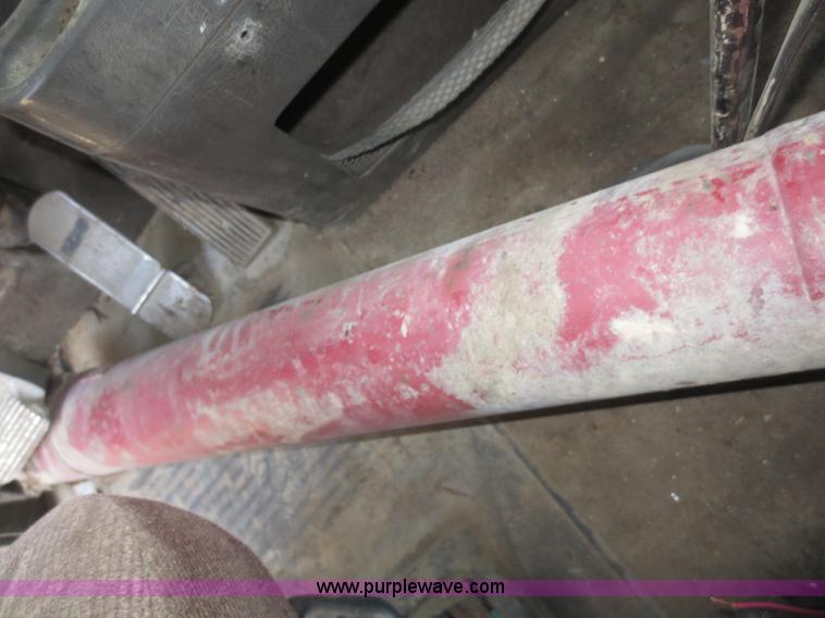 image for item F6880 1998 International 9200 dump truck