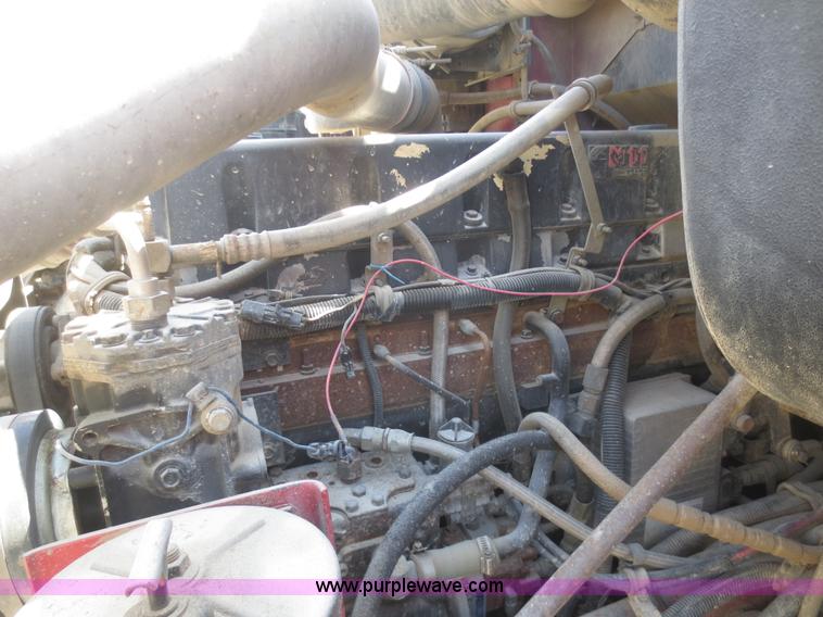 image for item F6880 1998 International 9200 dump truck