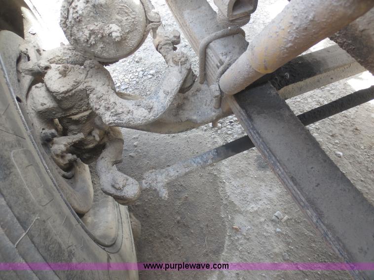 image for item F6881 1986 International F9370