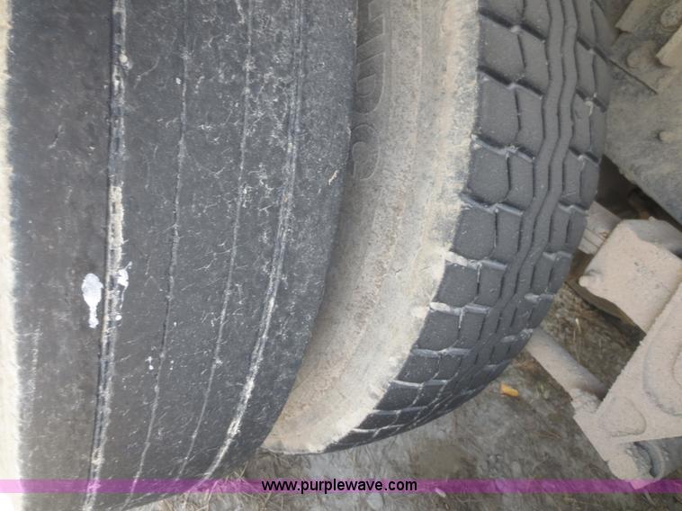 image for item F6881 1986 International F9370