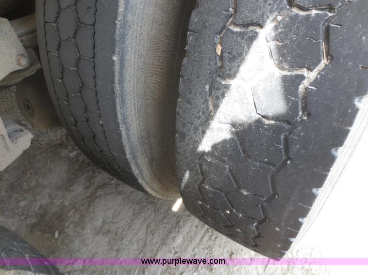 image for item F6881 1986 International F9370