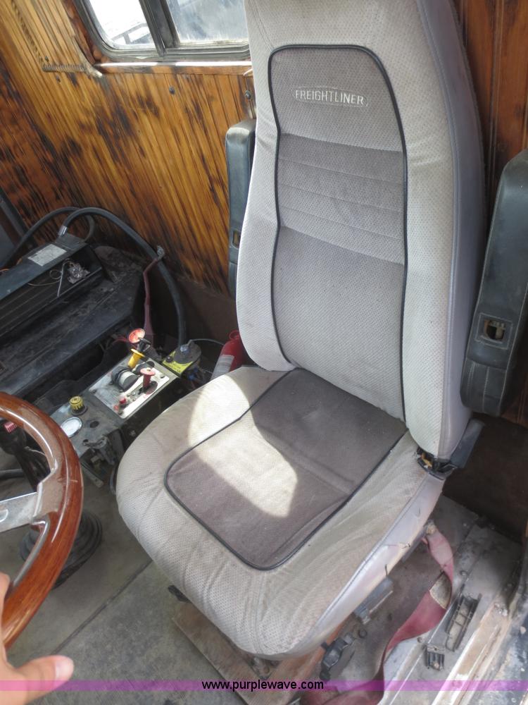 image for item F6881 1986 International F9370