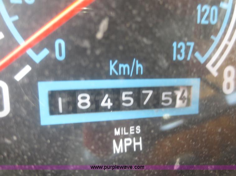 image for item F6881 1986 International F9370