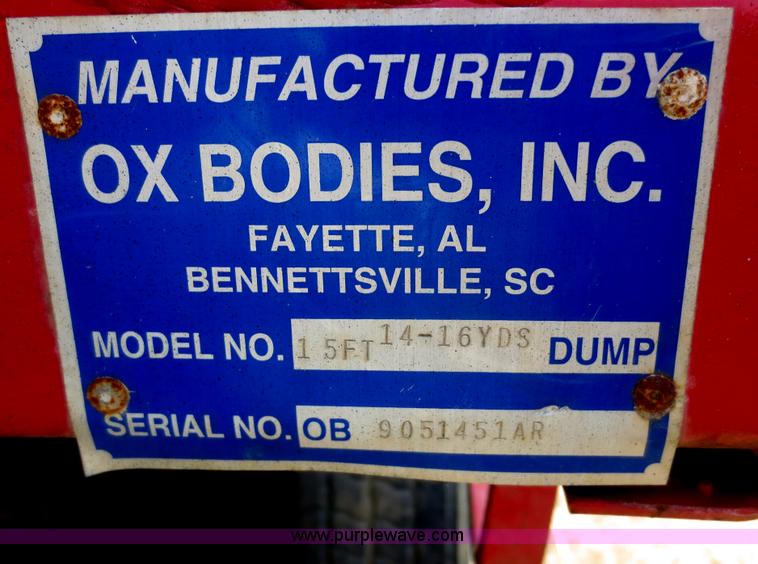 image for item F6882 1995 Western Star 4964F dump truck