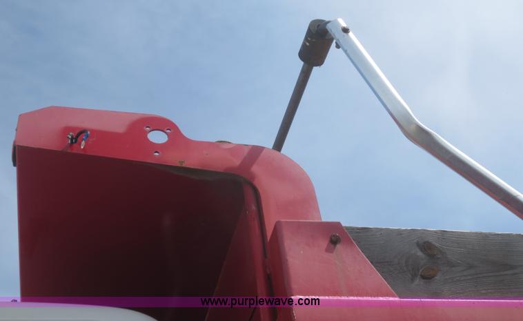 image for item F6882 1995 Western Star 4964F dump truck