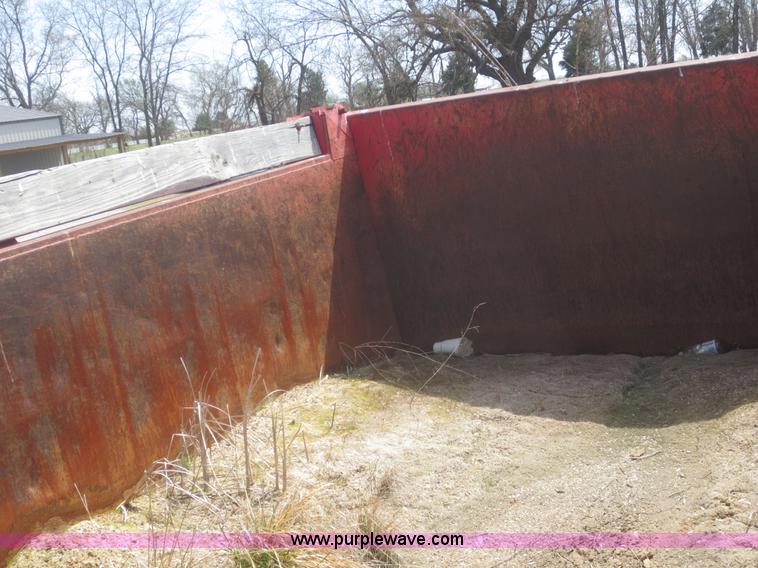 image for item F6882 1995 Western Star 4964F dump truck