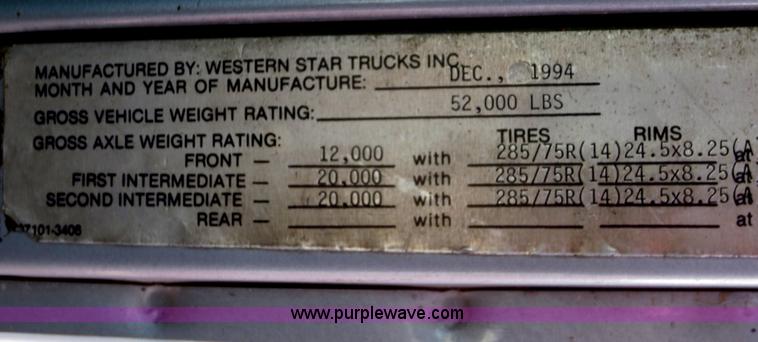 image for item F6882 1995 Western Star 4964F dump truck