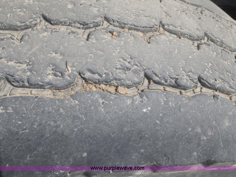 image for item F6882 1995 Western Star 4964F dump truck