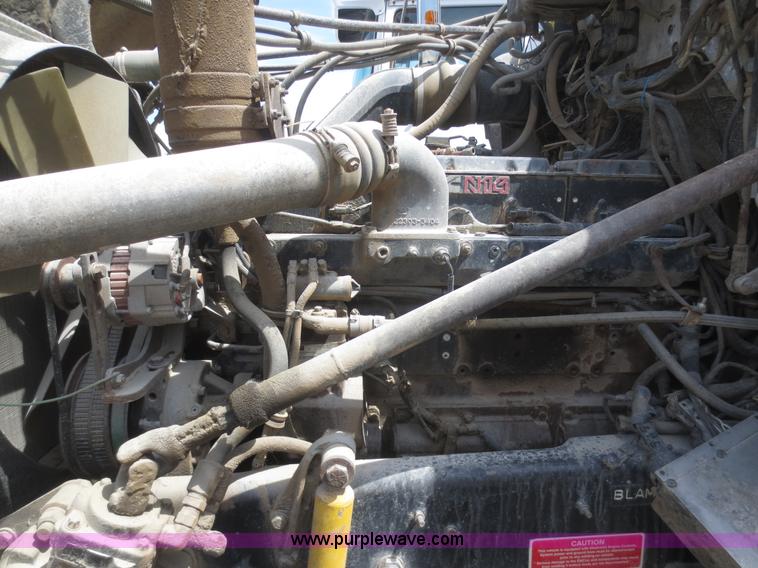 image for item F6882 1995 Western Star 4964F dump truck