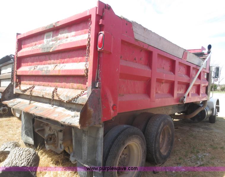 image for item F6883 1999 Peterbilt 377 dump truck