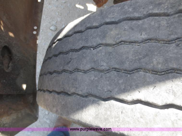 image for item F6886 1989 Freightliner FLC-64T dump truck