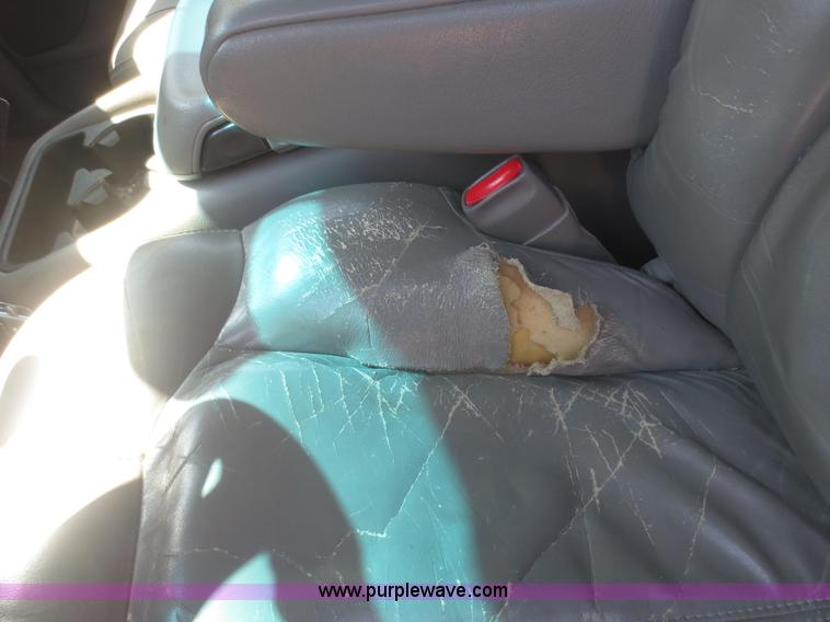 image for item F6889 2000 GMC Sierra 1500 Z-71 pickup truck