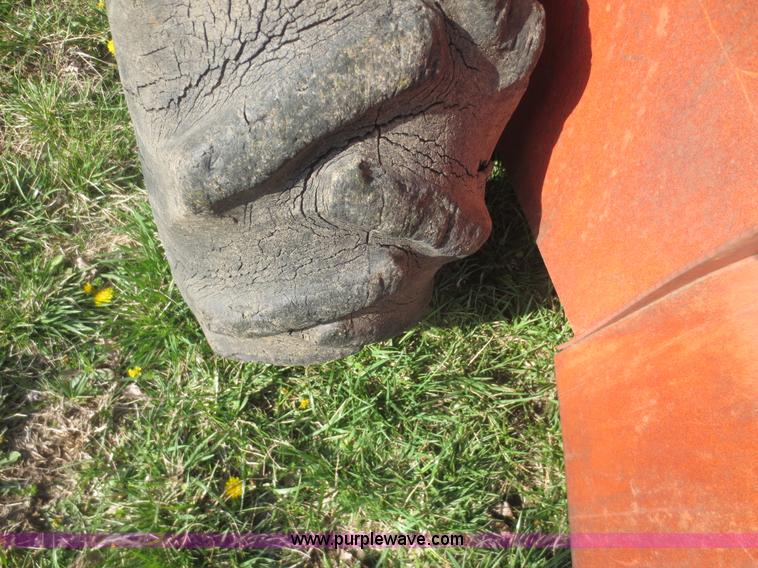 image for item F6896 Ditch Witch R65 trencher