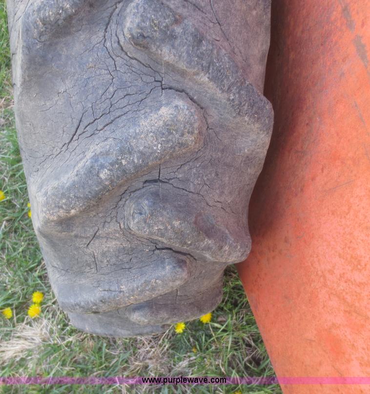 image for item F6896 Ditch Witch R65 trencher