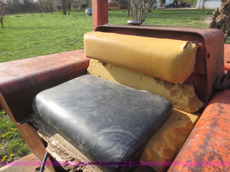 image for item F6896 Ditch Witch R65 trencher