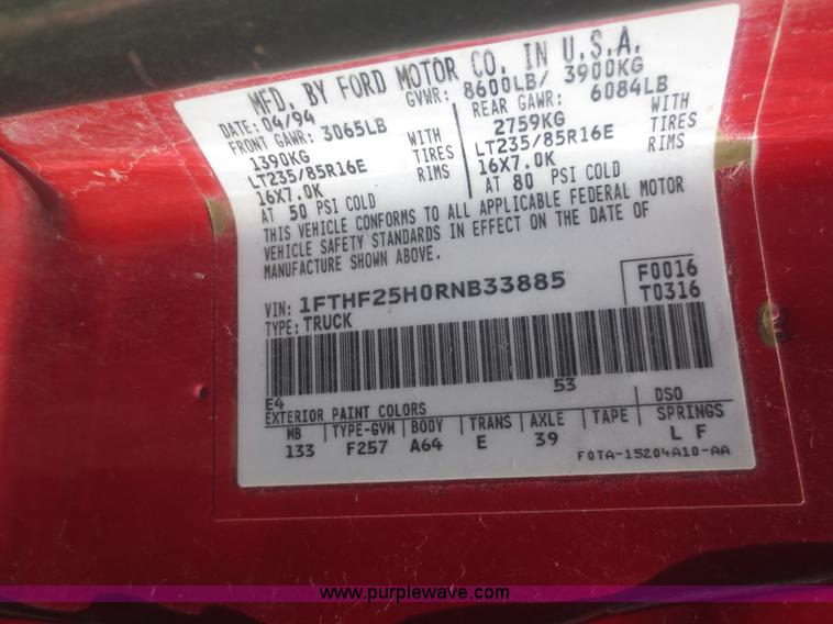 image for item F6897 1994 Ford F250 HD XL utility truck