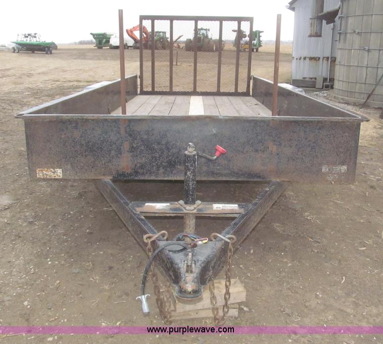 image for item F7329 2005 H&H tandem axle trailer