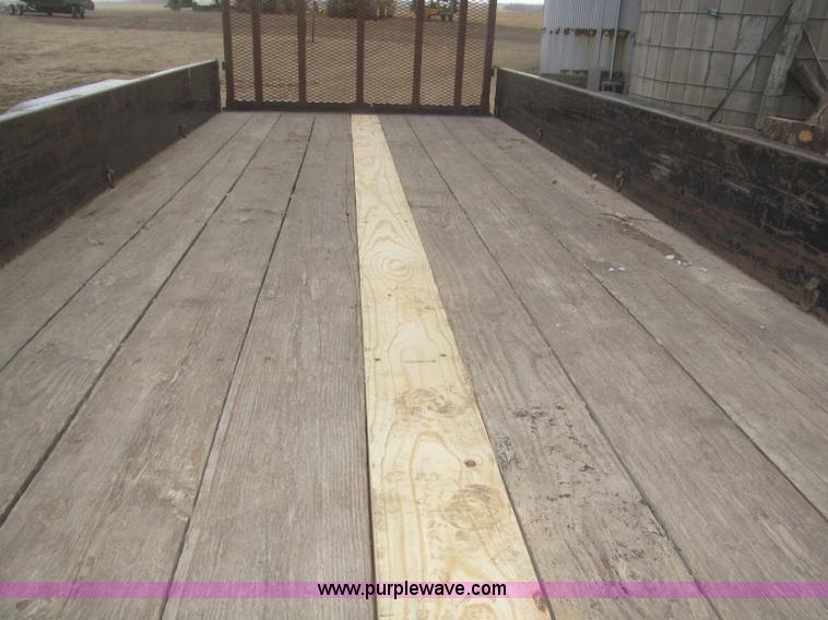 image for item F7329 2005 H&H tandem axle trailer