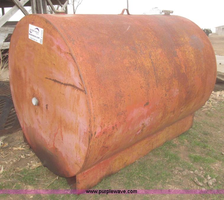 image for item F7331 350 gallon fuel tank