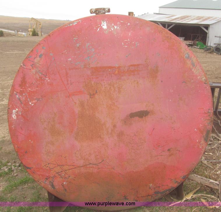 image for item F7331 350 gallon fuel tank