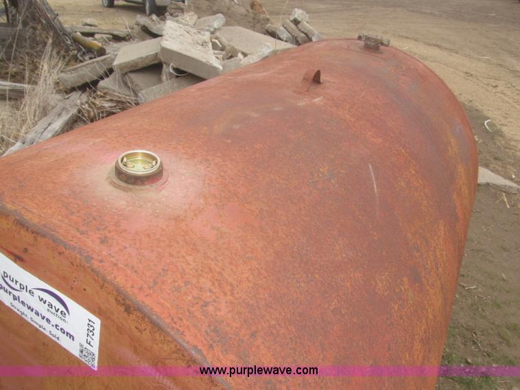 image for item F7331 350 gallon fuel tank