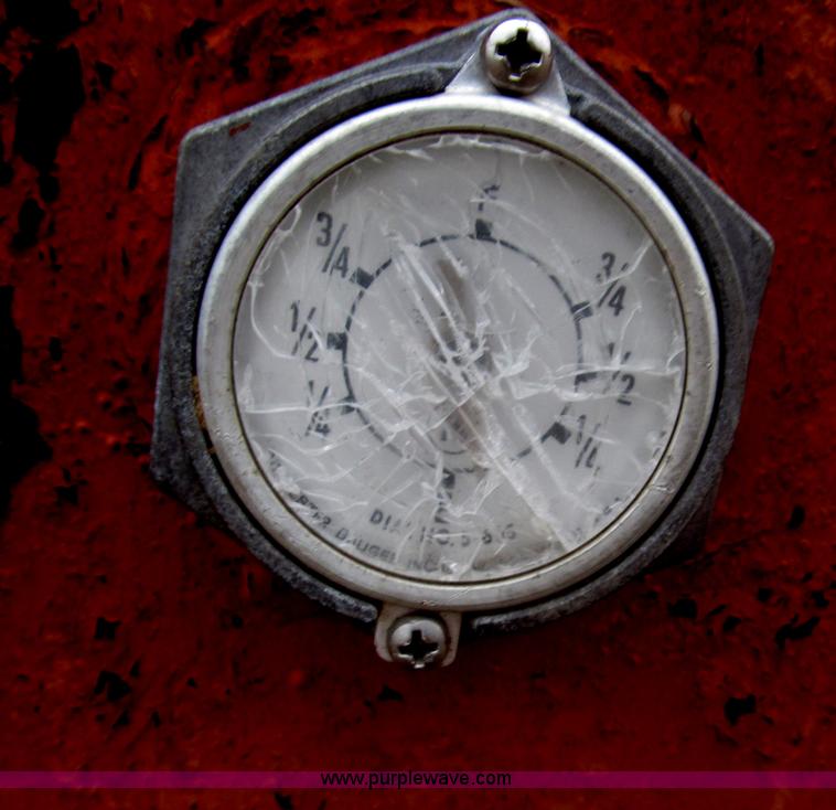 image for item F7331 350 gallon fuel tank