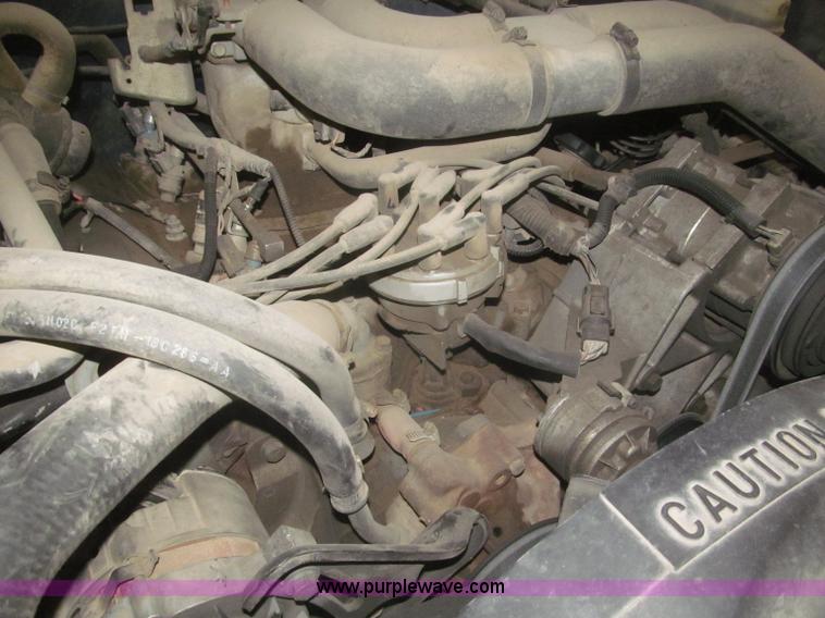 image for item F7334 1994 Ford F250 flatbed truck