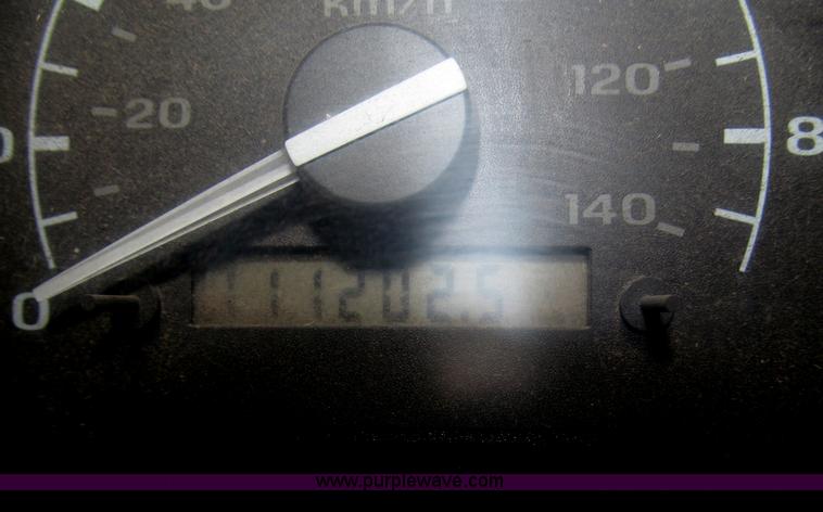 image for item F7334 1994 Ford F250 flatbed truck