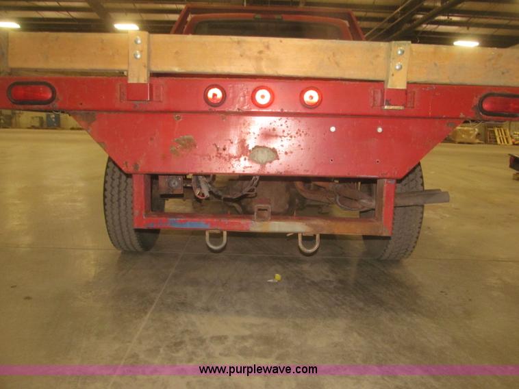 image for item F7334 1994 Ford F250 flatbed truck