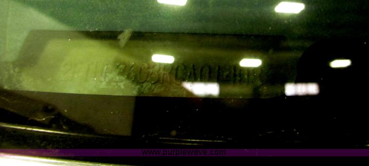 image for item F7334 1994 Ford F250 flatbed truck