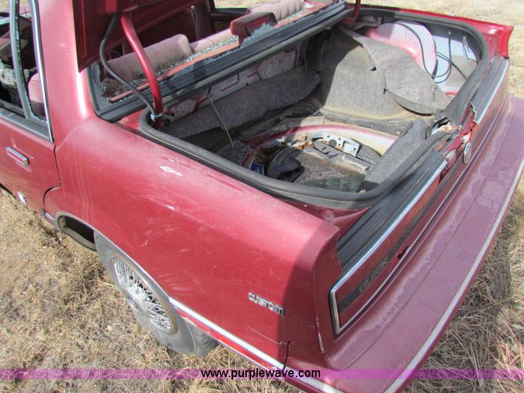 image for item G4486 1989 Buick Skylark Custom