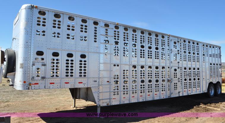 image for item G6450 1993 Wilson PSDCL-302 cattle pot trailer