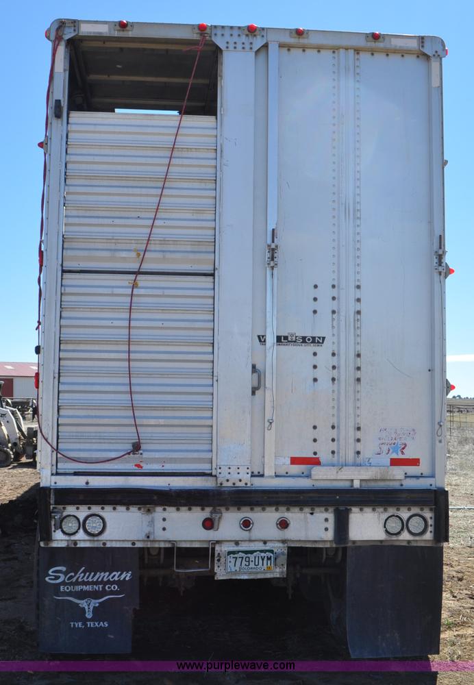 image for item G6450 1993 Wilson PSDCL-302 cattle pot trailer