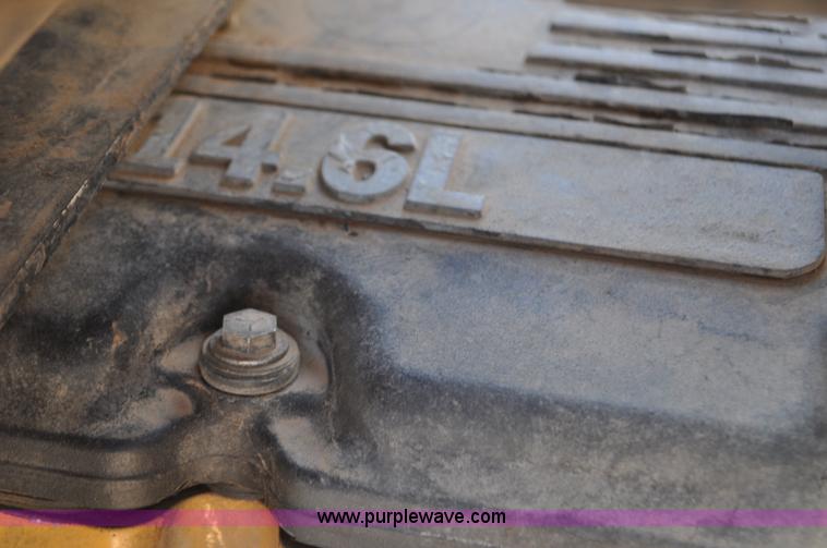 image for item G6451 1999 Kenworth T600 semi truck